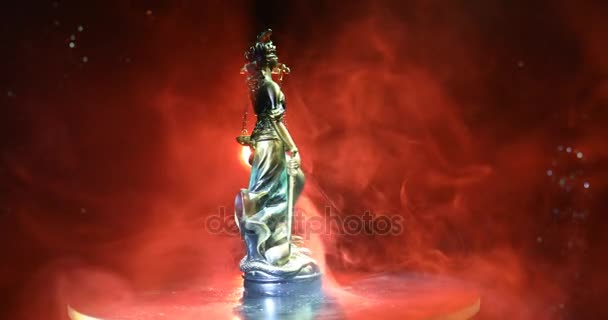 Άγαλμα Της Δικαιοσύνης Κυρία Δικαιοσύνης Justitia Θεά Της Δικαιοσύνης Περιτροπής — Αρχείο Βίντεο
