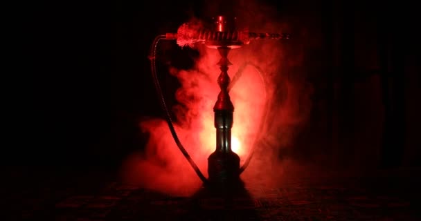 Shisha Glühende Kohlen Auf Shisha Schüssel Machen Dampfwolken Arabischen Inneren — Stockvideo