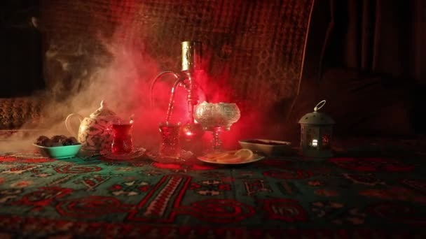 Hookah Carbones Calientes Tazón Shisha Haciendo Nubes Vapor Interior Arabia — Vídeo de stock