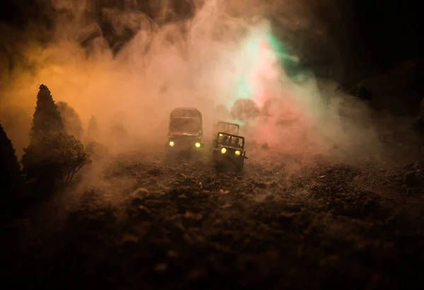 War Concept. Military silhouettes fighting scene on war fog sky background, World War Soldiers Silhouettes Below Cloudy Skyline At night. Attack scene. Selective focus Tanks battle. Decoration — Stock Photo, Image