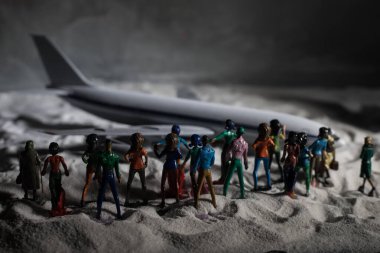 Kopya alanı ile uçak en iyi manzaralı neşeli Noel ve mutlu yeni yıl kış gezi için kavram arka plan ağaç arka plan üzerinde seyahat seyahat.