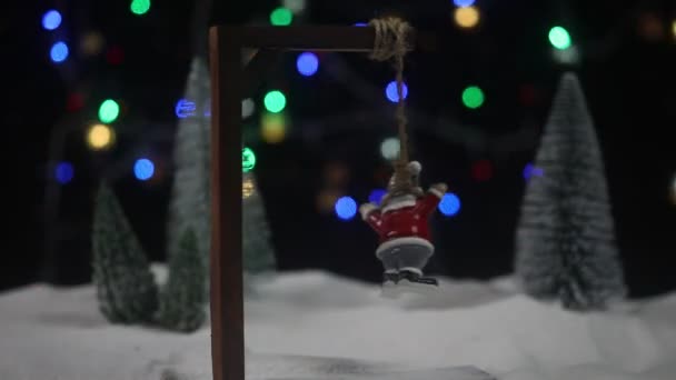 Close Footage Christmas Composition Santa Claus Hanging Scaffold — Stock Video