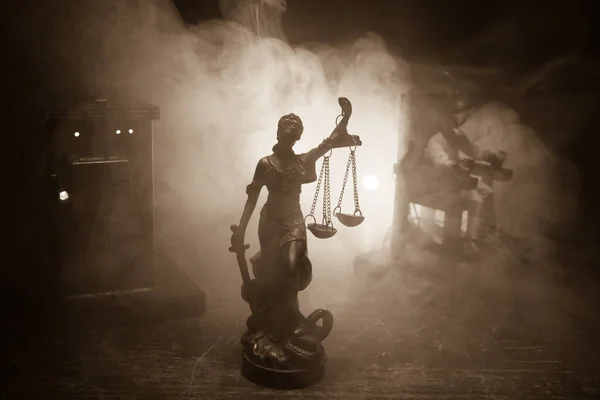 Θανατική Ποινή Ηλεκτρική Καρέκλα Μινιατούρα Στο Σκοτάδι Δημιουργική Διακόσμηση Έργων — Φωτογραφία Αρχείου