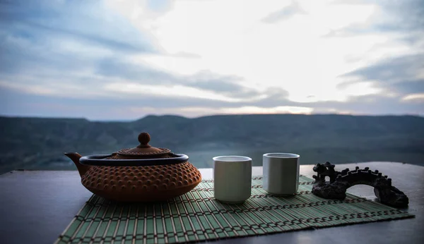 Koncept Čaje Japonská Čajová Ceremonie Východní Nápoj Čajník Šálky Stole — Stock fotografie