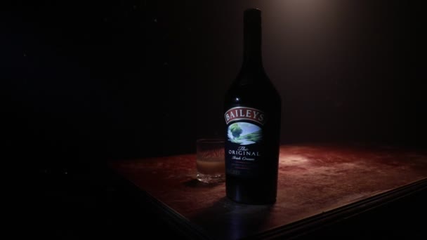 Baku Azerbaijan Feb 2020 Baileys Irish Cream Liquore Base Whisky — Video Stock