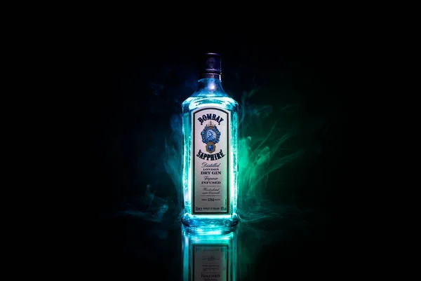 Bakou Azerbaïdjan Juin 2019 Bouteille Bombay Sapphire Une Marque Gin — Photo