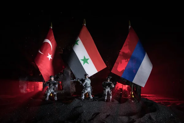 Прикриття Прапори Росії Сирії Туреччини Проти Зруйнованого Міста Вночі Зачарована — стокове фото