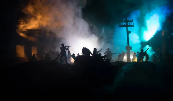 Válečná Koncepce Vojenské Siluety Bojová Scéna Válečné Mlha Nebe Pozadí — Stock fotografie