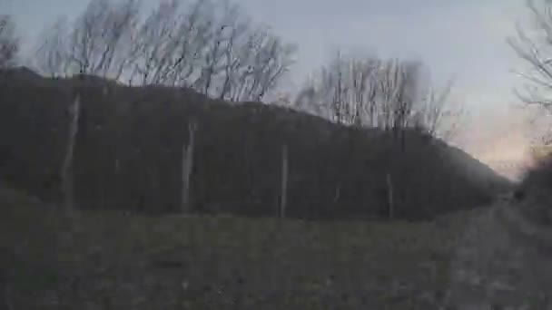 Riprese Panoramiche Del Paesino Rurale Della Mattina Autunnale — Video Stock