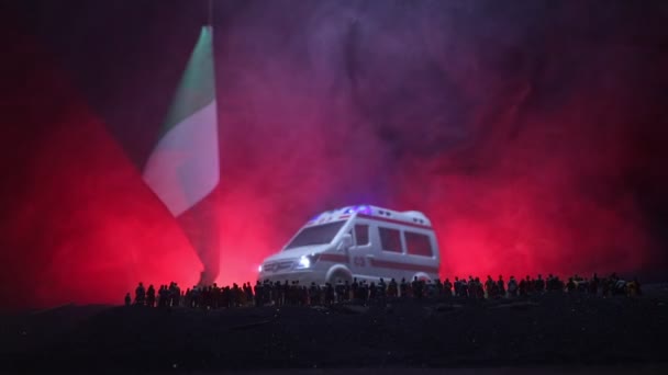 Close Footage Italian Flag Miniature People Figures Dark Background Covid — Stock Video