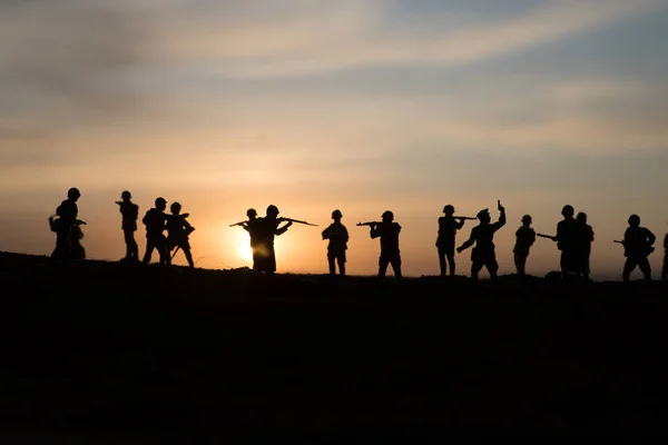 Oorlogsconcept Militaire Silhouetten Vechtscène Oorlog Mist Lucht Achtergrond Wereldoorlog Soldaten — Stockfoto