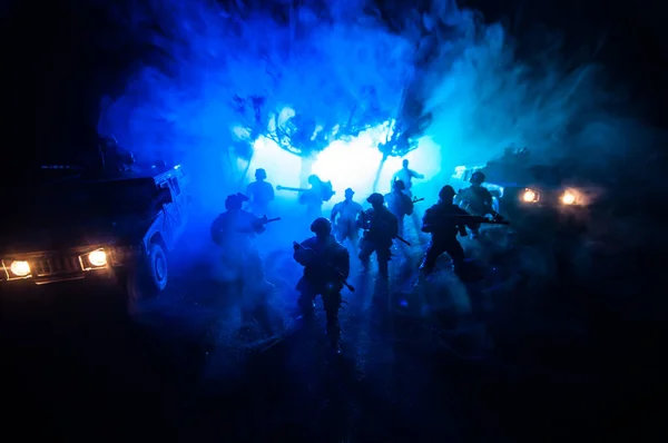 Concepto Guerra Escena Batalla Fondo Del Cielo Niebla Guerra Siluetas —  Fotos de Stock