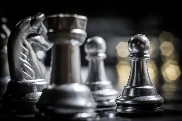 Шахматные Настольные Игры Концепции Бизнес Идей Конкуренции Шахматные Фигуры Темном — стоковое фото
