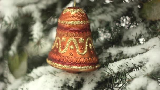 Hračka na zavěšení na vánoční stromeček — Stock video
