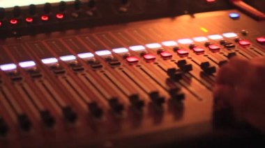 konserde karıştırma Resepsiyon