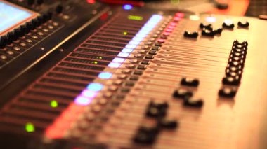 konserde karıştırma Resepsiyon