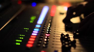 konserde karıştırma Resepsiyon