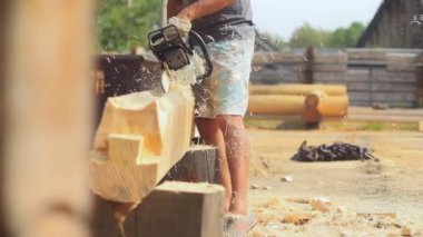 Ahşap ev için testere gördüm