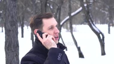 Kışın Telefondaki adam