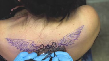 Ana dövme arkasındaki çizim