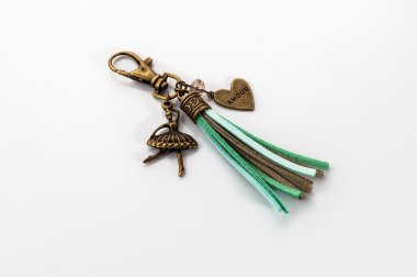 Beyaz bir arka plan üzerinde izole Anahtarlık.