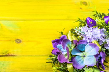 Paskalya dekorasyon Paskalya yumurtaları, Paskalya Şimşir ve çiçekler.