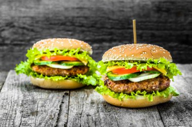 Izgara et ve sebze, hamburger topuz Barbekü pirzola ile sığır eti burger