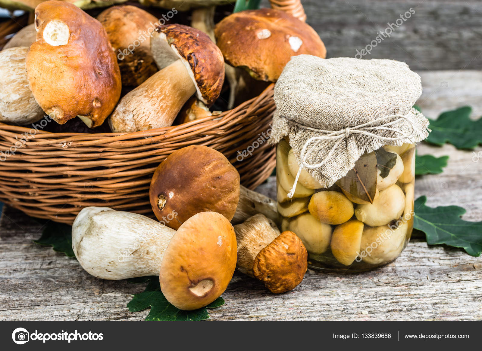 приготовленные грибы белые грибы. приготовленные грибы белые грибы. что делать с белыми грибами. грибы белые свежие. грибы для варки.