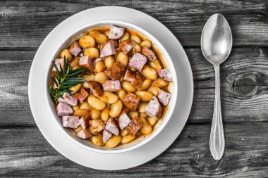 Salça soslu Fırında fasulye