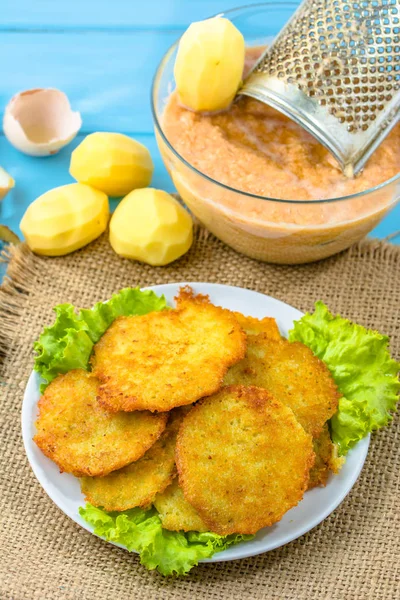 Panqueques de patata, concepto de cocina casera, receta de cocina vegana — Foto de Stock