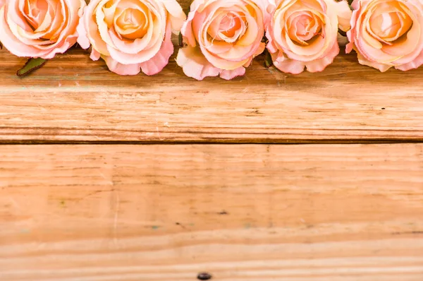 Rosor bakgrund för kvinnodagen med blommor också mödrar dag kort med kopia utrymme — Stockfoto