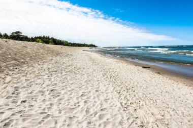 Güzel deniz plaj beyaz kum, kumlu plaj yaz ile, 