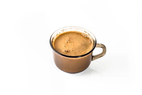 Tasse weißen Kaffee isoliert auf weißem Hintergrund — Stockfoto