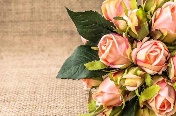 Ramo de rosas para invitación de boda o tarjeta de día de San Valentín, marco de flores —  Fotos de Stock