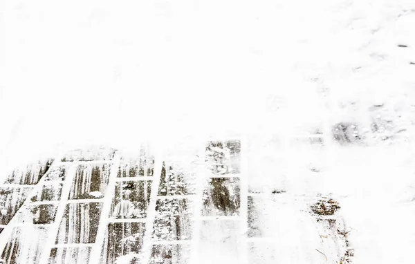 Sfondo di neve su passerella in inverno, trama del marciapiede — Foto Stock