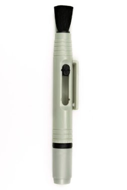 Beyaz arka plan üzerinde izole optik lens kalem
