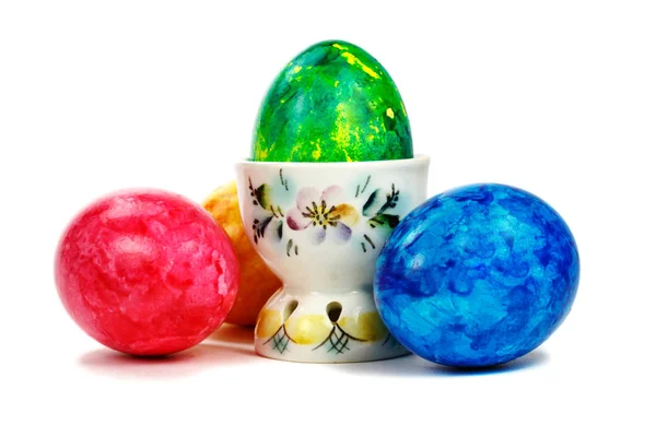 Ensemble d'œufs de Pâques sur fond blanc — Photo