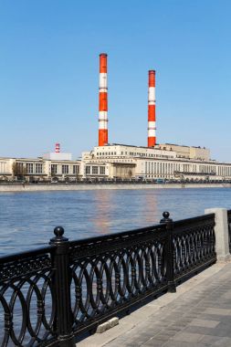 Moskova Nehri Novodevichya setin Moskova'da tarafındaki görünümünü