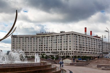 Moscow, Rusya Federasyonu - 16 Eylül 2017 - Radisson Slavyanskaya otel ve iş merkezi Moskova'da Avrupa meydanında