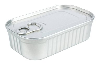Kapalı dikdörtgen teneke kutu beyaz arkaplanda izole edilmiş. Ürün paketleme resmini gölge ve yansıma olmadan kes