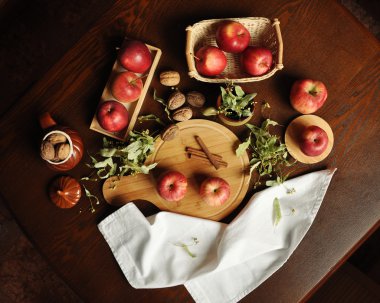 Elma tablo #5 (Flatlay)