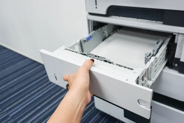 Pull printer tray check the paper inside — Stock fotografie
