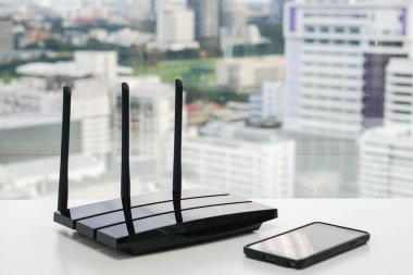 WiFi yönlendirici ile smartphone