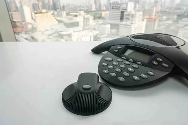 Εσωτερικη Ip τηλέφωνο διάσκεψης με φορητό ηχείο — Φωτογραφία Αρχείου