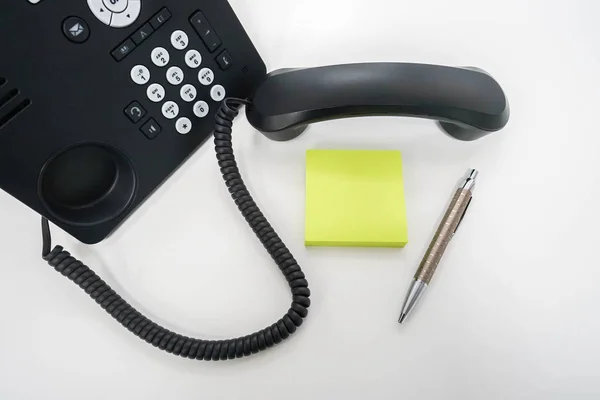 postit için haber--dan yere belgili tanımlık IP telefon konuşma kadar izole sahte