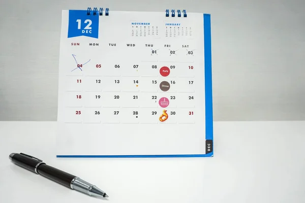 Vereinzelte Nahaufnahme Dezember-Kalender mit Termin — Stockfoto