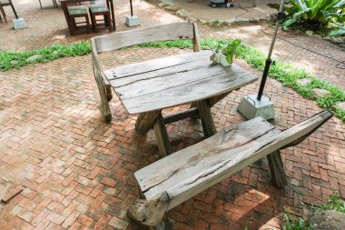 tuğla katta Vintage ahşap Bank