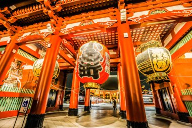 yaratıcı tasarım giriş geceleri üzerinde 27 Kasım 2016 Tokyo Japonya alınan Sensoji Tapınağı kapatın