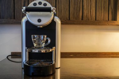 taze kavrulmuş kahve kahve makinesi