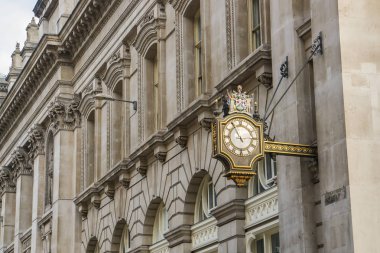 Vintage ourdoor saat binasında